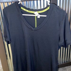 UA short sleeve shirt